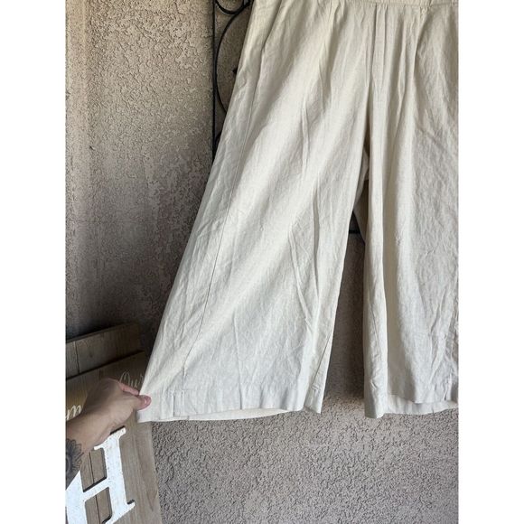 Torrid Crop Pull On Wide Leg Stretch Linen Blend Pant Size 00/M-L - Khaki - Picture 5 of 10